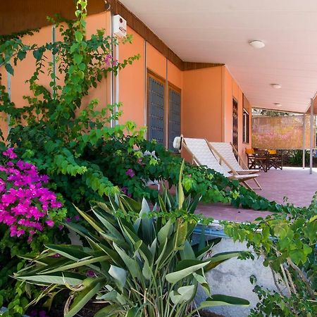 The Boucamviglia Beach House Saronida Eksteriør bilde