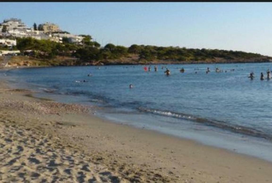 The Boucamviglia Beach House Saronida Eksteriør bilde