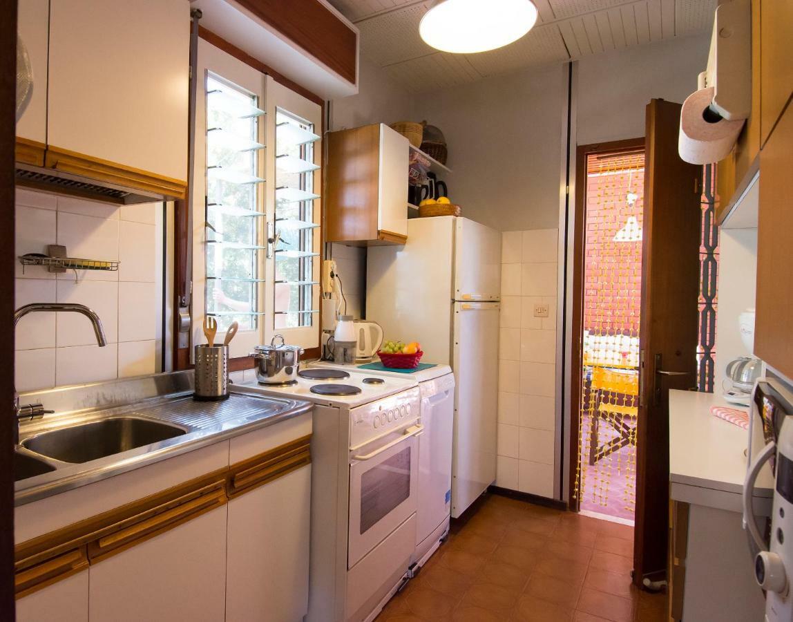 The Boucamviglia Beach House Saronida Eksteriør bilde