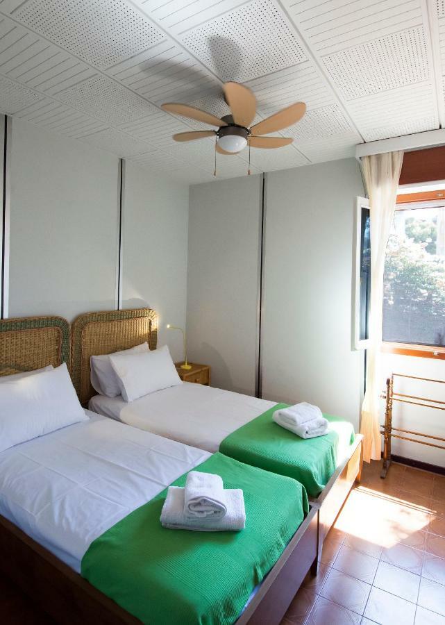The Boucamviglia Beach House Saronida Eksteriør bilde